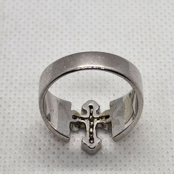 Premier Designs Devotion Silver Tone Crystal Cross Ring - Picture 6 of 9